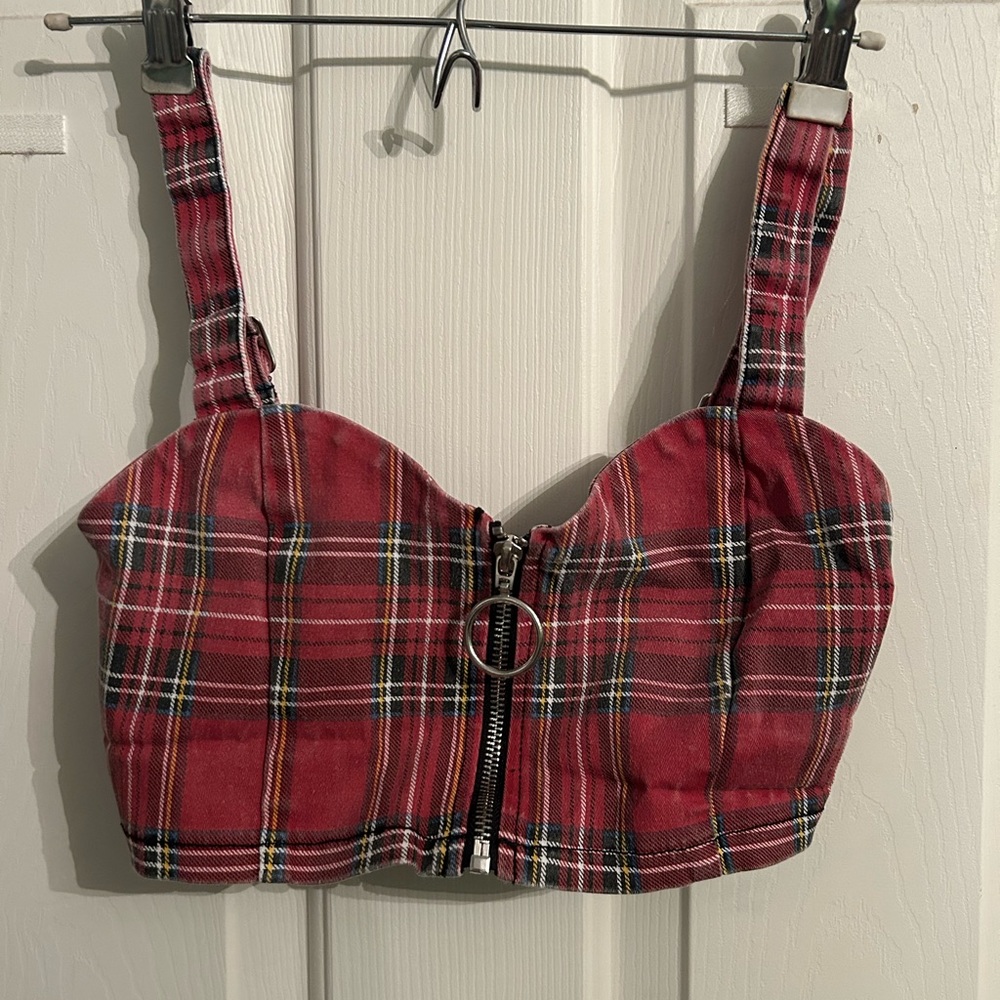 Forever 21 plaid zip up top size small.